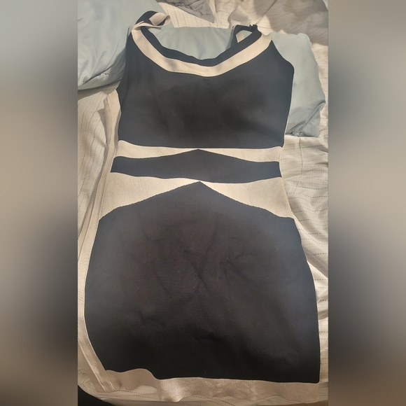 Cute dress - Picture 3 of 4